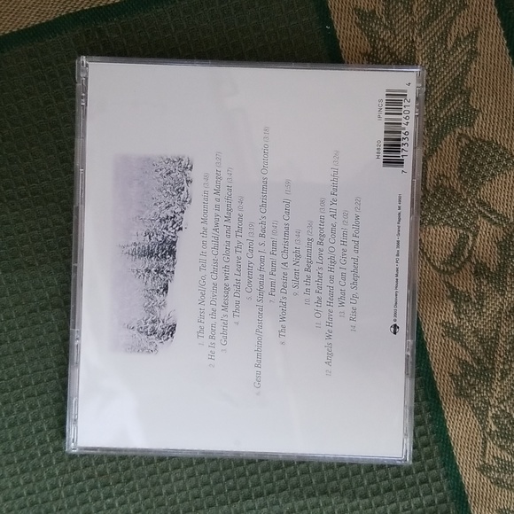 🎄OUR DAILY BREAD CHRISTMAS CD - Picture 3 of 8